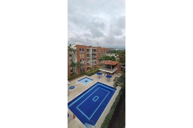 Apartamentos, Alquiler, La Hacienda - $2.100.000