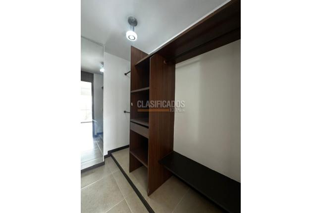 Apartamentos, Alquiler, La Hacienda - $2.100.000