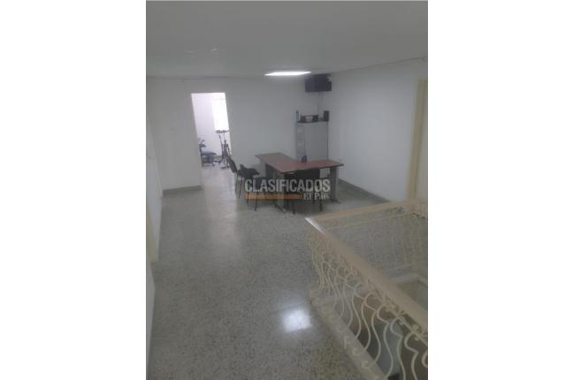 Casas, Alquiler en La Flora