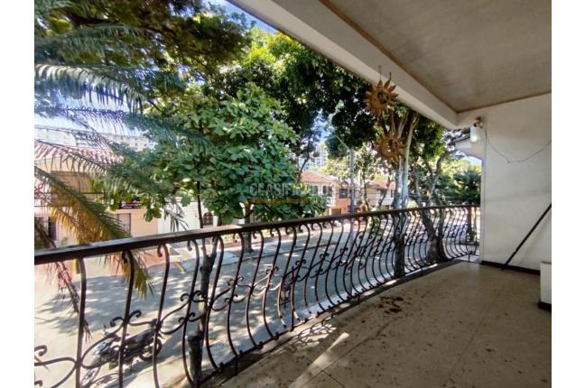 Apartaestudios, Alquiler, La Flora - $1.400.000
