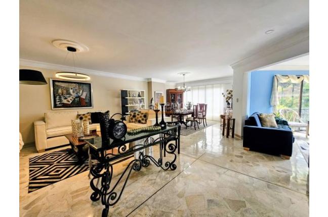 Apartamentos, Venta, Versalles - $980.000.000