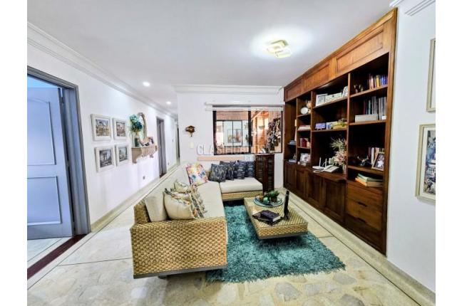 Apartamentos, Venta, Versalles - $980.000.000