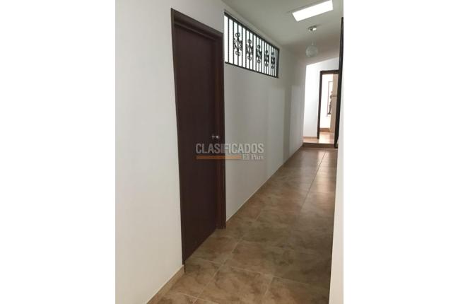 Edificios, Venta, Santa Elena - $950.000.000
