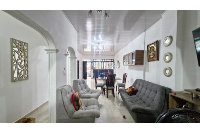 Casas, Venta, Salomia - $440.000.000
