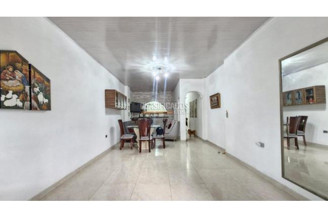 Casas, Venta, Salomia - $440.000.000