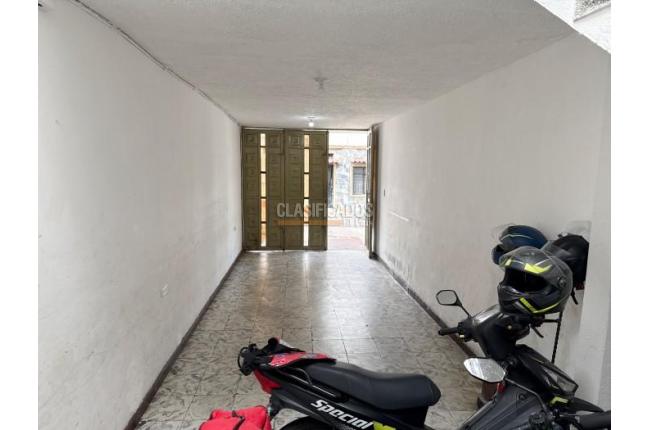 Casas, Venta, San Antonio - $335.000.000
