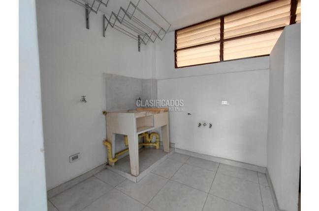 Apartamentos, Alquiler, Versalles - $2.200.000
