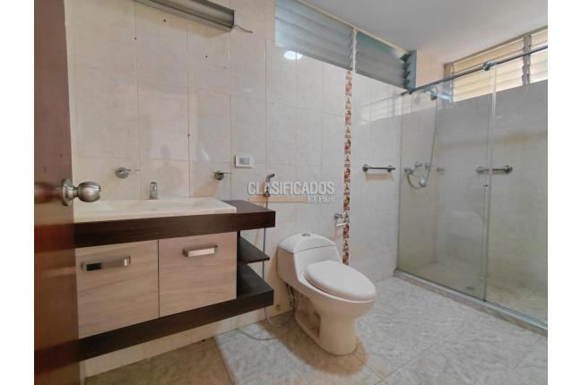 Apartamentos, Alquiler, Versalles - $2.200.000