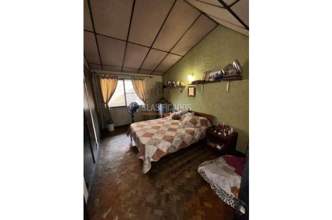 Casas, Venta, La Merced - $470.000.000