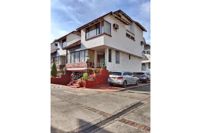 Casas, Venta en Nueva Tequendama
