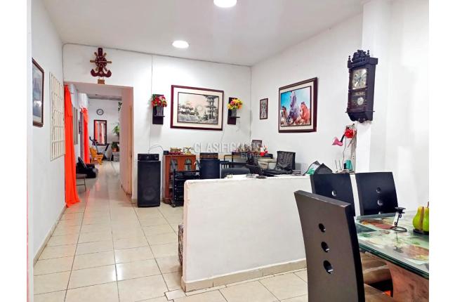 Casas, Venta, Municipal - $355.000.000