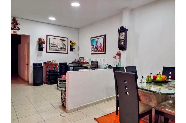 Casas, Venta, Municipal - $355.000.000