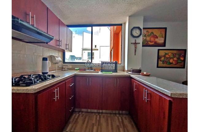 Apartamentos, Venta, Versalles - $350.000.000