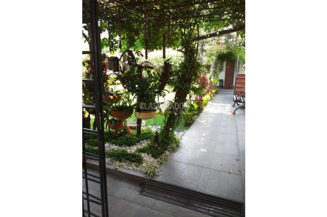 Casas, Venta, Ginebra - $950.000.000