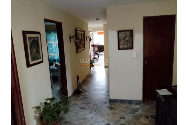 Casas, Venta en Gran Limonar