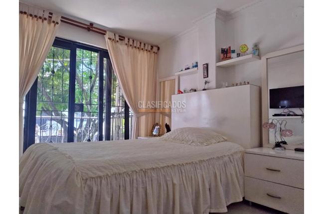 Casas, Venta en Santa Bárbara