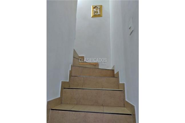 Casas, Venta, Santa Bárbara - $480.000.000