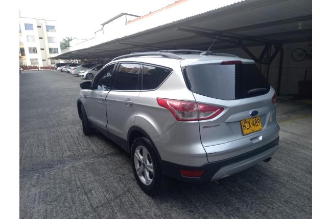 Ford Escape 2014 - $48.000.000