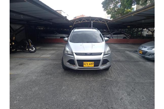 Ford Escape 2014 - $48.000.000