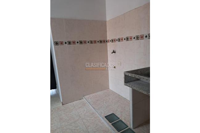 Apartamentos, Alquiler, Quintas de Salomia - $800.000