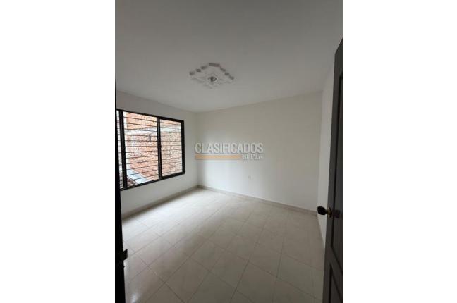 Apartamentos, Alquiler, Primero de Mayo - $2.900.000