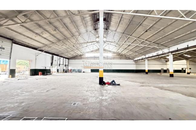 Locales y Bodegas, Alquiler, Salomia - $90.026.500
