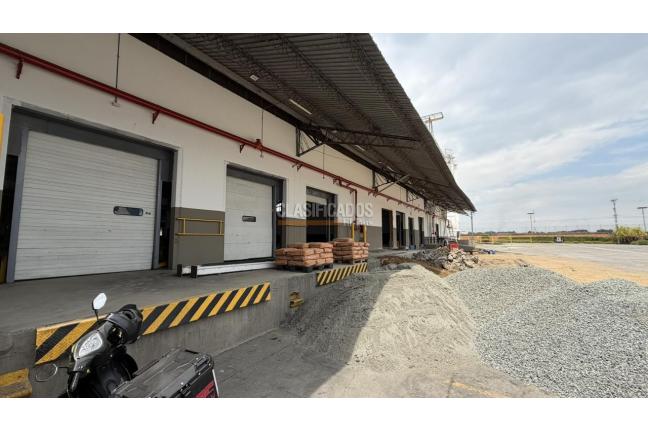 Locales y Bodegas, Alquiler, Salomia - $90.026.500