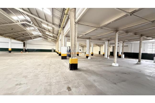 Locales y Bodegas, Alquiler, Salomia - $90.026.500