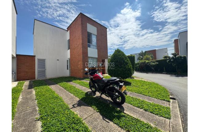 Casas, Venta en La Morada