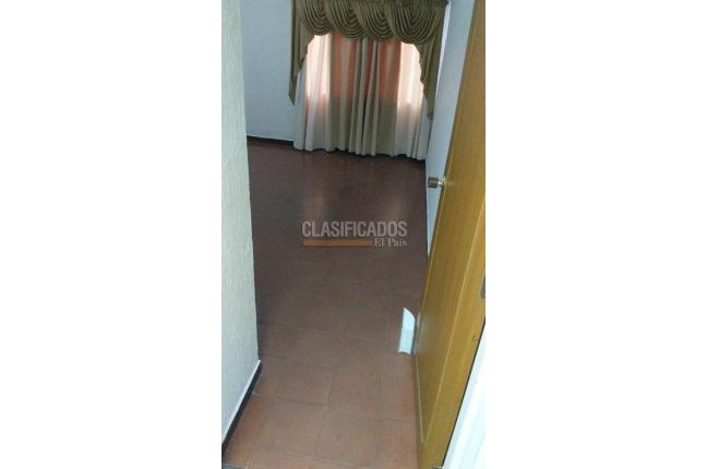 Casas, Alquiler, Álamos - $1.950.000