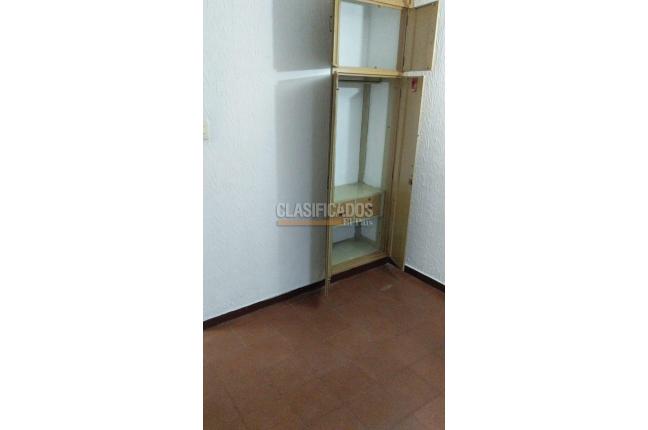 Casas, Alquiler, Álamos - $1.950.000