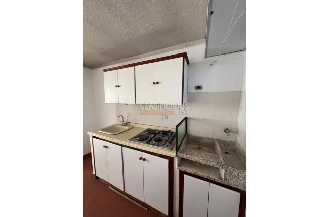 Apartamentos, Alquiler en Refugio Plaza
