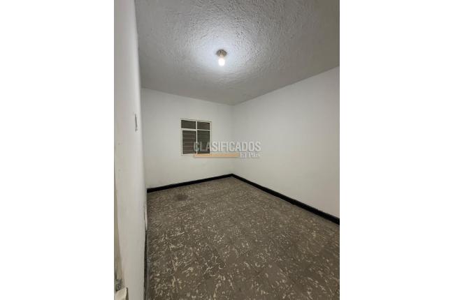 Casas, Alquiler, Alfonso López - $2.200.000