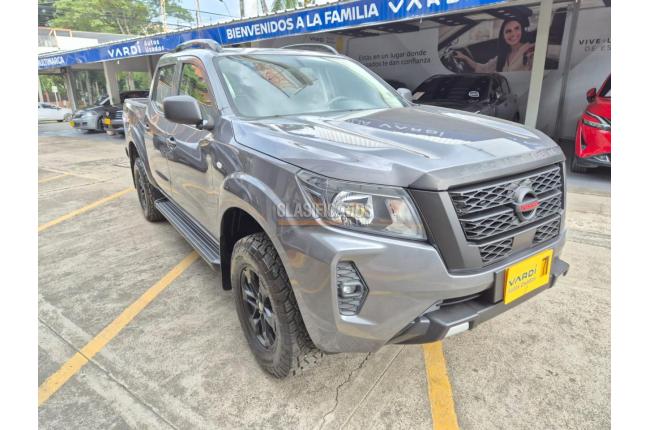 Nissan NP300 2025