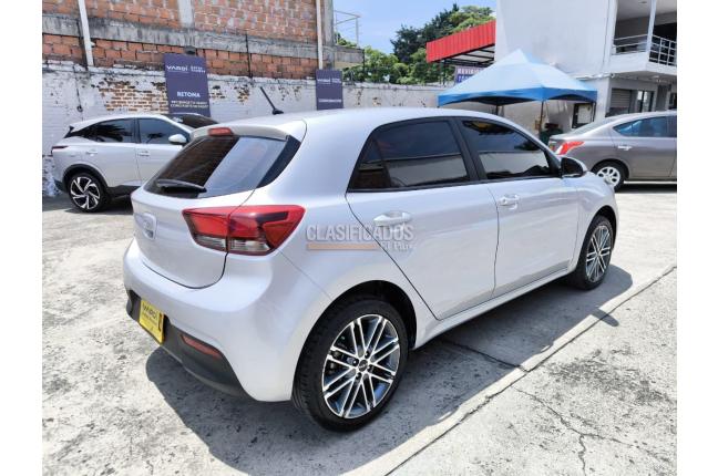 Kia Rio 2023 - $70.000.000