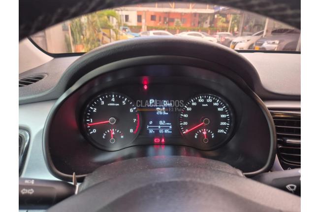 Kia Rio 2023 - $70.000.000