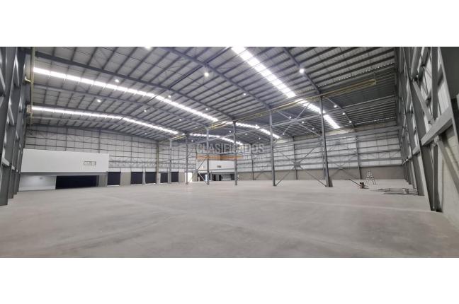 Locales y Bodegas, Alquiler, Arroyohondo - $74.000.000
