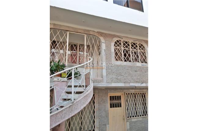 Casas, Venta en Nápoles