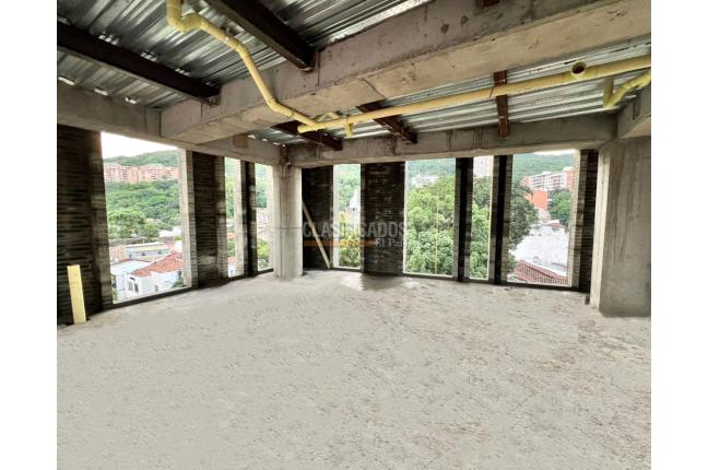 Locales y Bodegas, Alquiler, Granada - $12.700.000