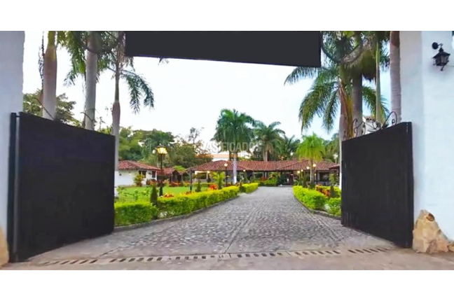 Fincas y Casas Campestres, Venta, El Cerrito - $5.500.000.000