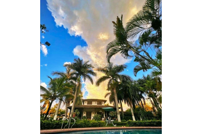 Fincas y Casas Campestres, Venta, El Cerrito - $5.500.000.000