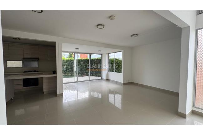 Casas, Venta en La Morada