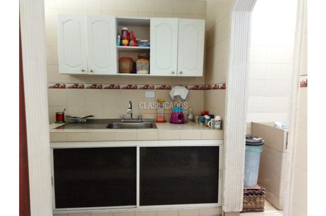 Edificios, Venta, Ulpiano Lloreda - $1.300.000.000
