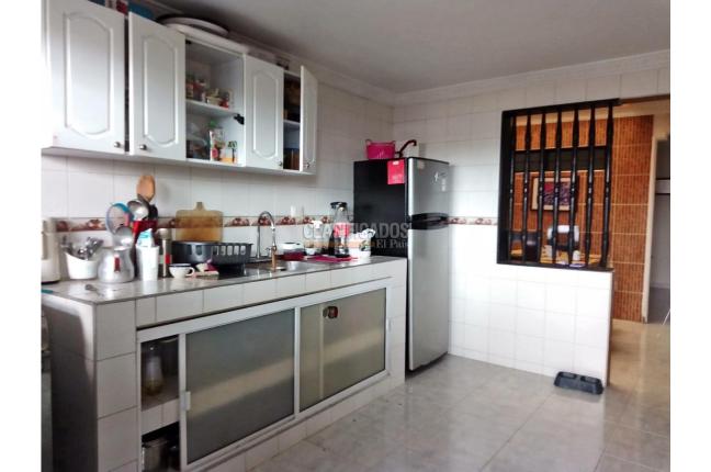 Edificios, Venta, Ulpiano Lloreda - $1.300.000.000