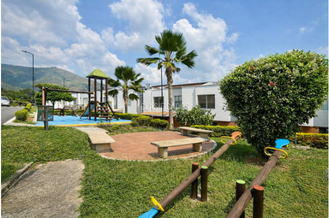Casas, Venta en Santa Mónica Residencial