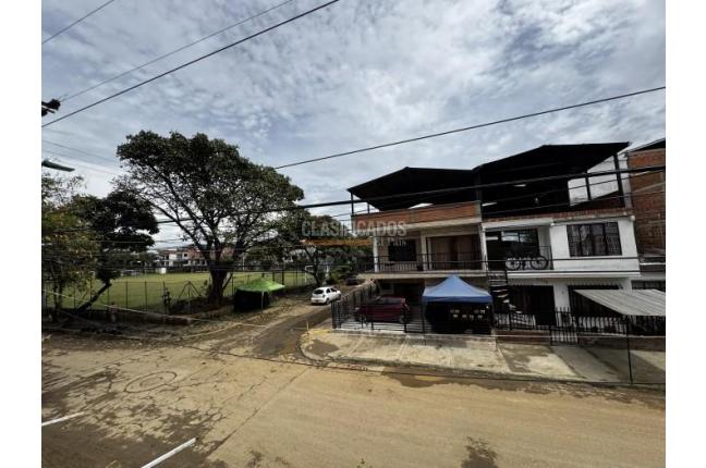 Casas, Venta, Floralia - $350.000.000