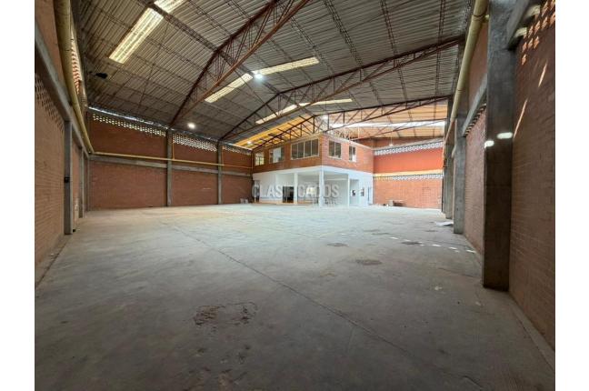 Locales y Bodegas, Venta, Yumbo - $1.800.000.000