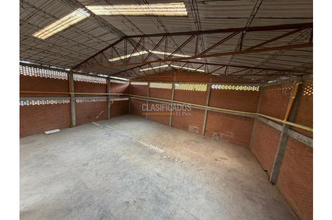 Locales y Bodegas, Venta, Yumbo - $1.800.000.000