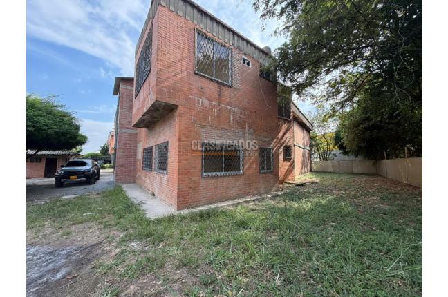 Locales y Bodegas, Venta, Yumbo - $1.800.000.000