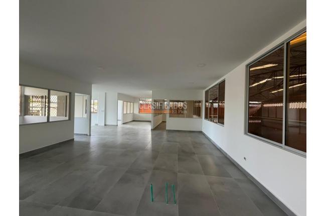 Locales y Bodegas, Venta, Yumbo - $1.800.000.000